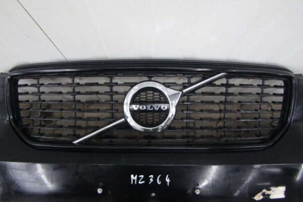 Bumper VOLVO XC40 R-DESIGN 17-21 Rdesign Voorbumper MZ364