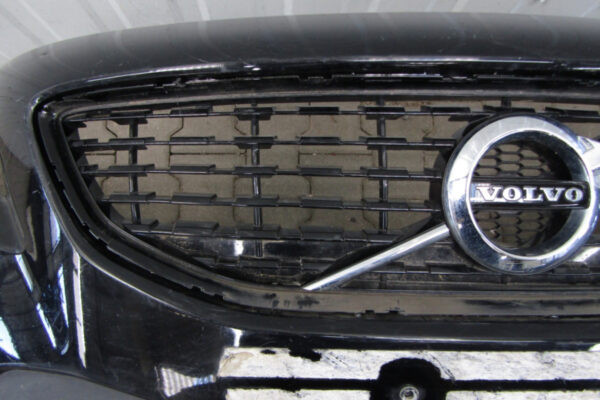 Bumper Volvo V40 R Design Facelift 16-19 Rdesign Voorbumper Q4860