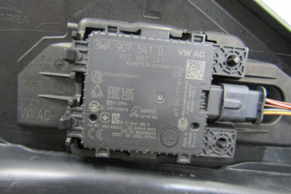 Bumper VW Passat B9 3J0 24- 3J0807221 Voorbumper MZ1980