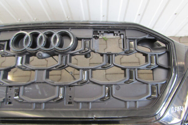 Bumper Audi Q8 4M8 Facelift 24- Voorbumper Q5972