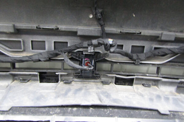 Bumper Volkswagen VW Touareg 3 760 RLINE R-LINE 18- Voorbumper MZ385