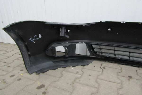 Bumper VW Jetta 6 VI 5C6 10-14 5C6807221B Voorbumper PJ581