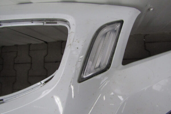 Bumper Volvo V60 S60 I 10-13 31290811 Voorbumper MK2154