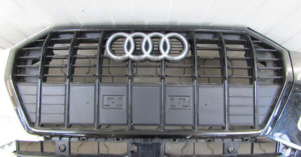 Bumper Audi Q3 83A 18- 83A807438 Voorbumper MK2767