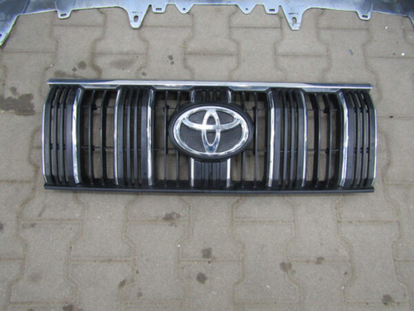 Bumper Toyota Land Cruiser J150 Facelift 18- 52119-60N4 Voorbumper GRILL MK3395
