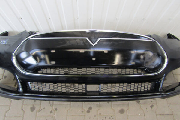 Bumper Tesla S 12-16 6005889-00F Voorbumper MK558