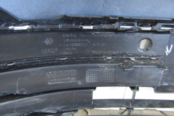 Bumper VW Passat B9 3J0 24- 3J0807221 Voorbumper HK144