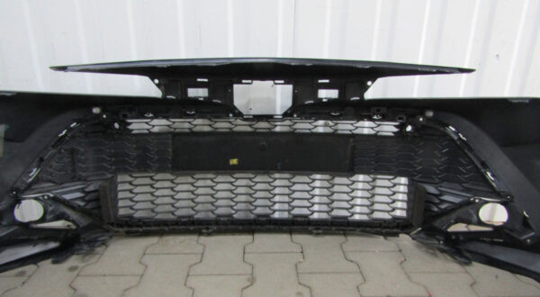 Bumper Toyota Corolla E21 E210 Hatchback Combi 19-22 Voorbumper HK461