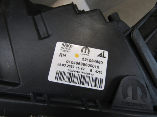KOPLAMP FIAT DOBLO 2 II FACELIFT 14- 521094560 RECHTS A626/D209