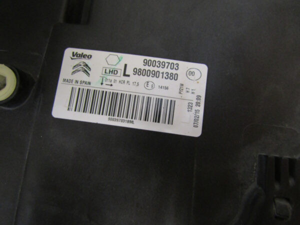 KOPLAMP CITROEN C4 CACTUS HALOGEEN 14-17 9800901380 LINKS A5/B5
