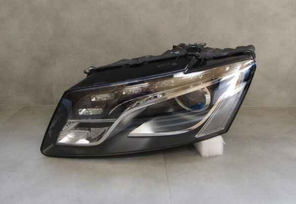 KOPLAMP AUDI Q5 8R0 08-12 XENON Links 8R0941003AF S705/K5/12C