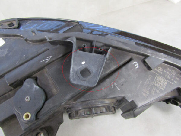 KOPLAMP AUDI A3 8V0 Facelift XENON 16-21 8V0941005E Links S674/F11