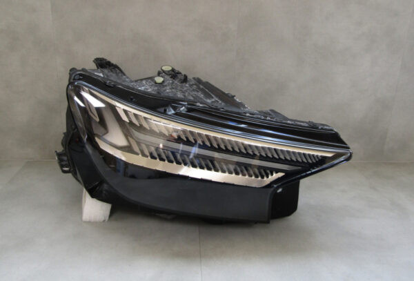 KOPLAMP AUDI Q4 E ​​TRON ETRON FULL LED MATRIX 21-  89A941036F Rechts S427/E91