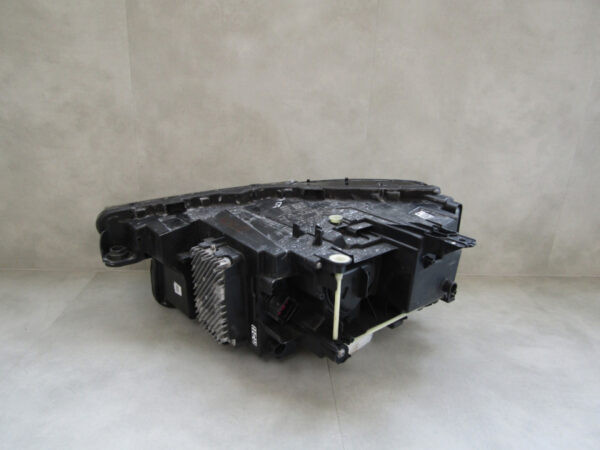KOPLAMP AUDI Q4 E ​​TRON ETRON FULL LED MATRIX 21-  89A941036F Rechts S427/E91