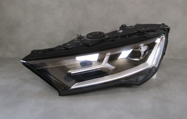 Koplamp Audi Q7 4M0 FACELIFT 19-24 LED 4M0941011C Links S470/F185