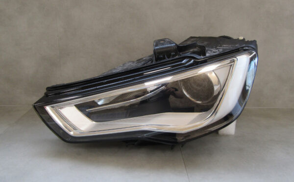 KOPLAMP AUDI A3 8V0 8V XENON 12-16 8V0941005 Links S823/A11