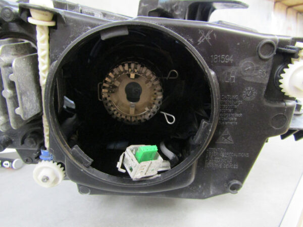 KOPLAMP AUDI A3 8V0 8V XENON 12-16 8V0941005 Links S823/A11