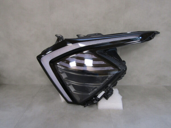 KOPLAMP KIA SPORTAGE 5V Full LED 21- 92101R2100 Links A806/5K/16C