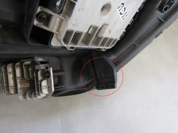 KOPLAMP KIA SPORTAGE 5V Full LED 21- 92101R2100 Links A806/5K/16C