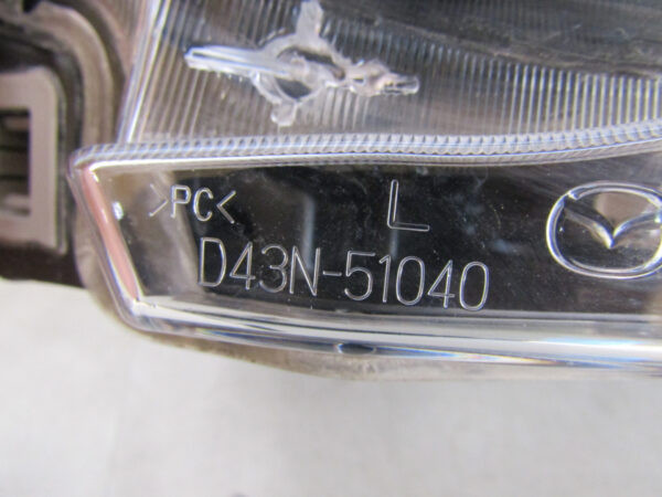 KOPLAMP MAZDA 2 II Facelift LED 19- D43N-51040 Links A812/5K/15C