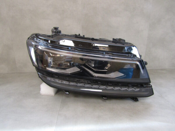 Koplamp Volkswagen TIGUAN 5NN Full LED 16-21 5NN941114C Rechts A832/5K/
