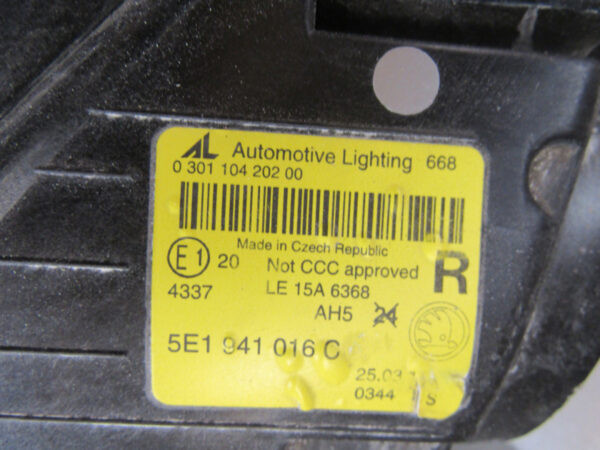 KOPLAMP SKODA OCTAVIA III 3 FACELIFT 16-20 Rechts A696/5K/7C