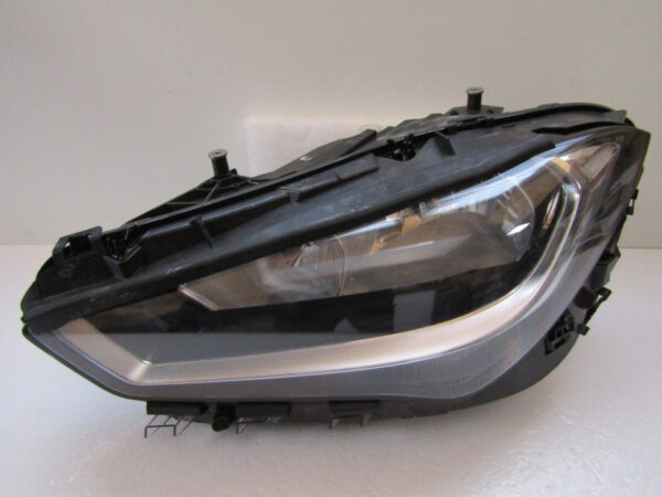KOPLAMP MERCEDES CLA II 2  W118 HALOGEEN 19-23 LINKS  A2/B2