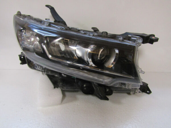 KOPLAMP TOYOTA LAND CRUISER J150 FACELIFT LED 18-22 RECHTS A271/D71