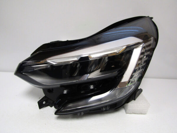 Koplamp Renault Captur 2 II LED 19-23 260608054R RECHTS K157/A37