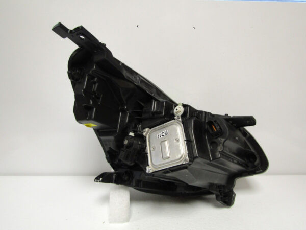 Koplamp Renault Captur 2 II LED 19-23 260608054R RECHTS K157/A37