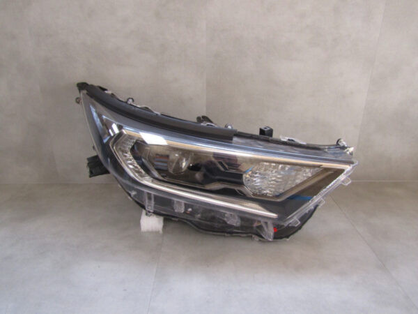 Koplamp TOYOTA RAV4 IV 5 V LED 19-21 Rechts A824/5K/16F