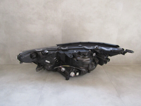 Koplamp TOYOTA RAV4 IV 5 V LED 19-21 Rechts A824/5K/16F