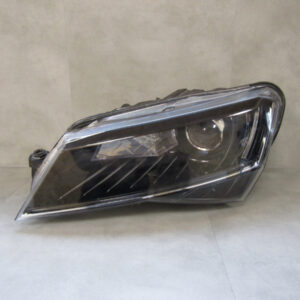 KOPLAMP SKODA SUPERB 3 III 3V1 XENON 15-19 3V1941015B LINKS A555/B90