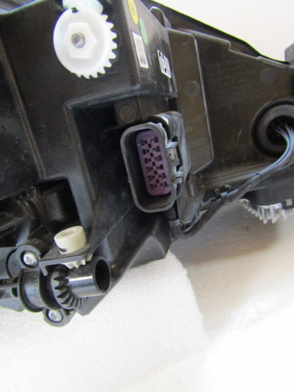 KOPLAMP MG4 VOLLEDIG LED 22- LINKS A366/E20