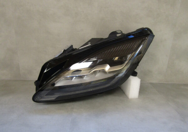 Koplamp Jaguar E Pace E-pace X540 LED MID RT 17-24 LINKS S82/D146