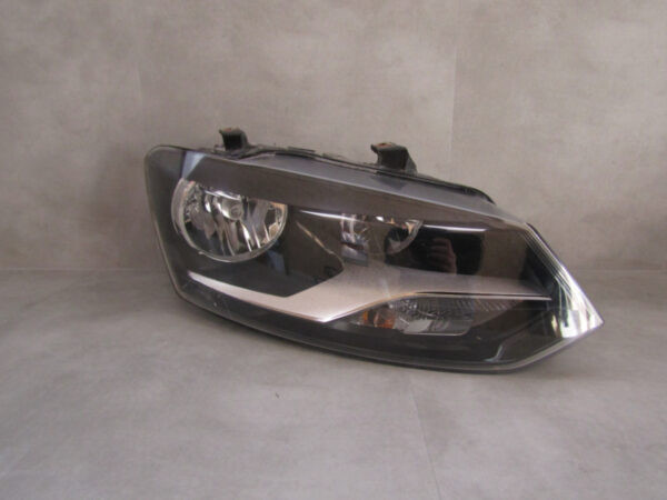 Koplamp VW VOLKSWAGEN POLO 6R 09-14 6R1941008F RECHTS A535/A197