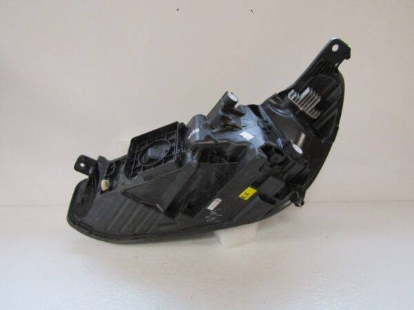 KOPLAMP FORD FOCUS MK4 IV FACELIFT LED 22- RECHTS A358/B105