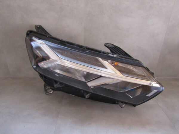 KOPLAMP DACIA SANDERO III 3 LOGAN III 3 JOGGER LED 20- 260101940R Rechts A770/F180