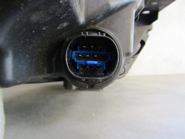 KOPLAMP KOPLAMP KIA RIO IV STANDAARD 17- LINKS S275/D135