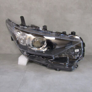 KOPLAMP TOYOTA AURIS 2 II Facelift NORMALE LENS 15-18 RH 81110-02K30 A898/C148
