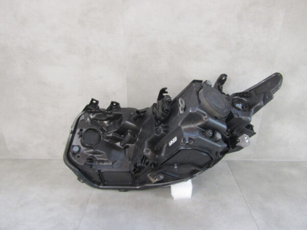 KOPLAMP TOYOTA AURIS 2 II Facelift NORMALE LENS 15-18 RH 81110-02K30 A898/C148
