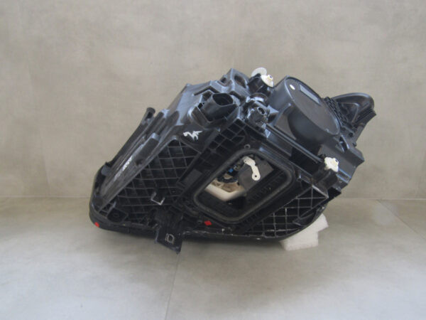 KOPLAMP MERCEDES B KLASSE W247 Facelift MULTIBEAM 23- Rechts A2479061404 A868/5K/16E