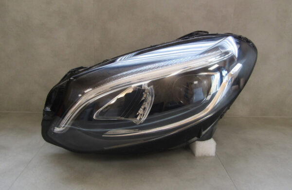 Koplamp Mercedes B Klasse W246 Facelft HIGH LED 14-18 A2469065301 Links S820/B28