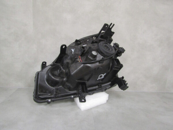 KOPLAMP NISSAN X-Trail Xtrail T31 08-10 RECHTS S22/D65