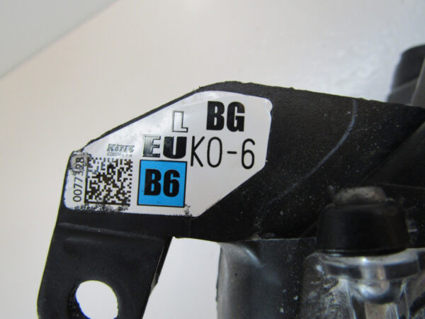 KOPLAMP TOYOTA YARIS 4 IV HALOGEEN 20- MAZDA 2 22- LINKS K34/C4