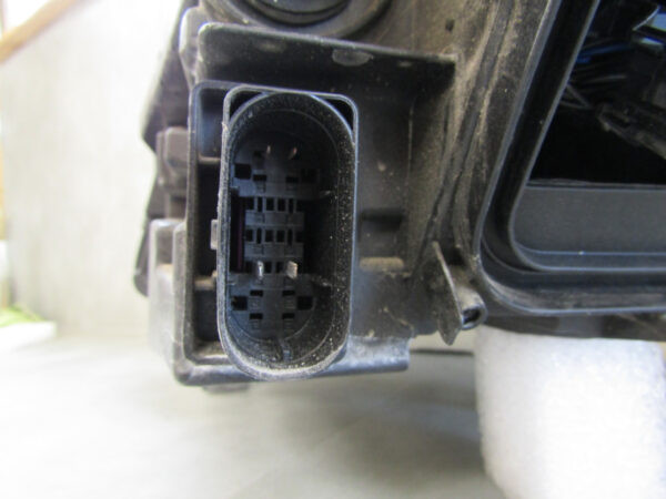 KOPLAMP MERCEDES SPRINTER W910 W907 LED Rechts 18- A9109067200 S733/K5/8A