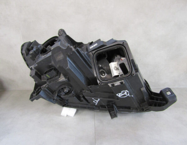 Koplamp MERCEDES ML W166 XENON 11-15 A1668205459 LINKS A1021/4K/15E