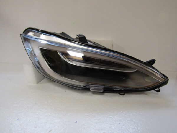 KOPLAMP TESLA S FACELIFT LED 16-20 20203910 RECHTS A313/B93