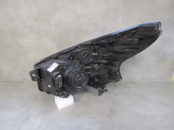 KOPLAMP RENAULT TRAFIC 3 14-19 260109424R Rechts A791/5K/15C