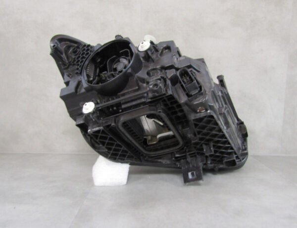 KOPLAMP MERCEDES B KLASSE W247 FACELIFT HIGH LED PERFORMANCE 22- A2479060904 LINKS A516/F203
